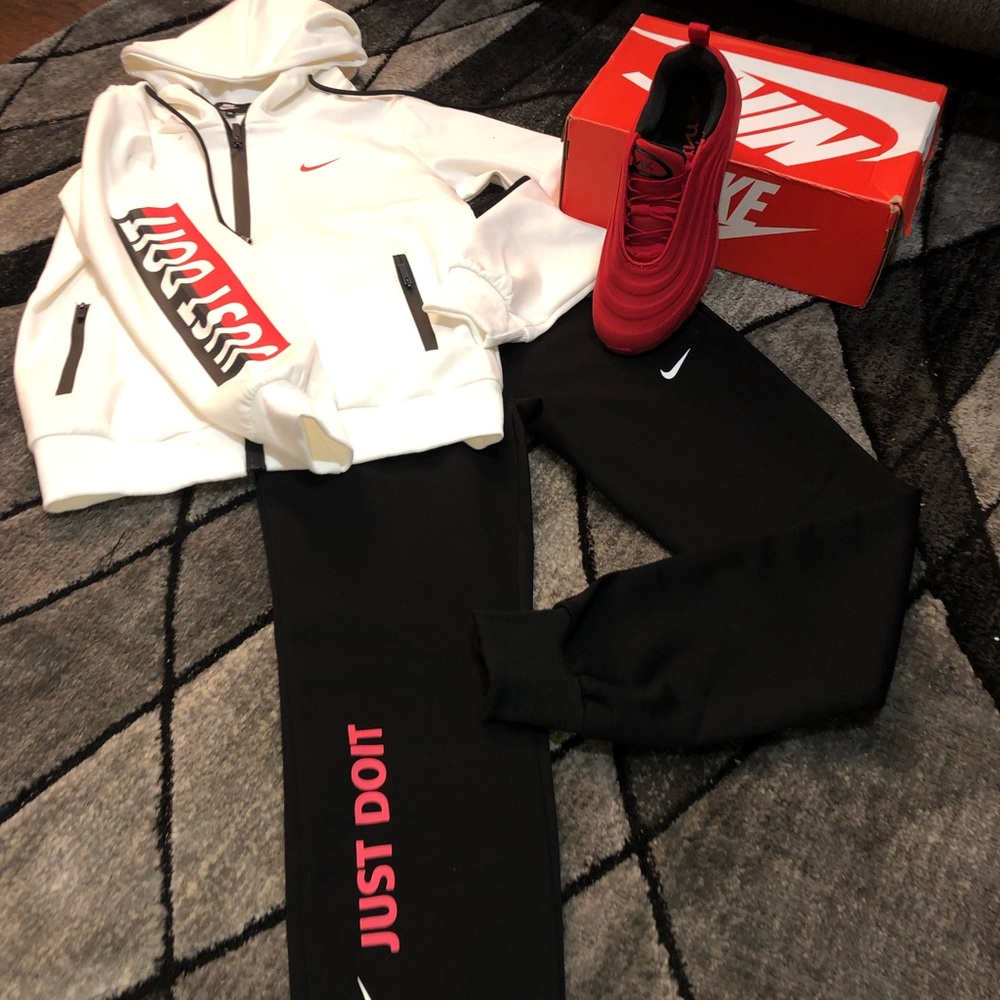 Women’s Nike Suit with shoe